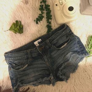 ABOUND DENIM BOOTY SHORTS SIZE 3